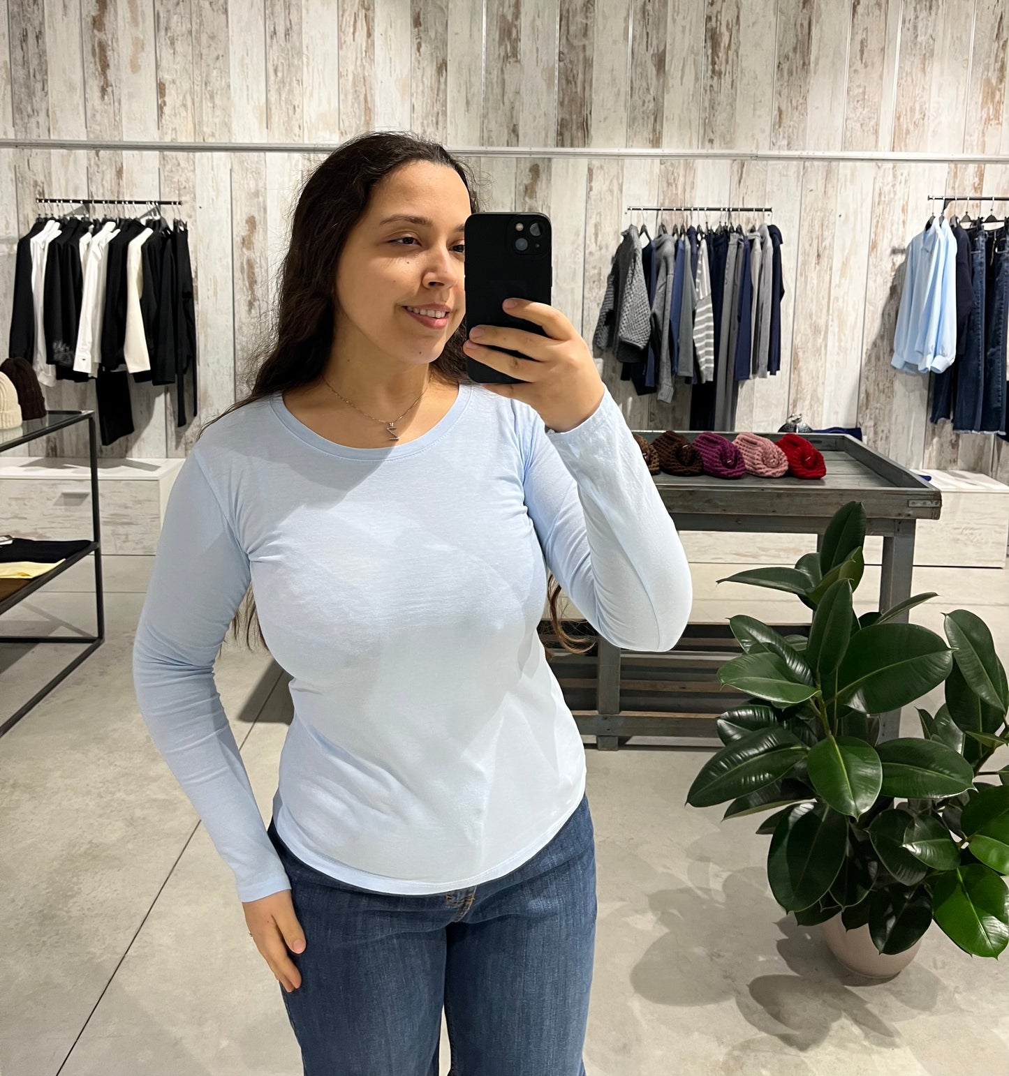 Maglia basica celeste in 100% cotone - Altamira Milano