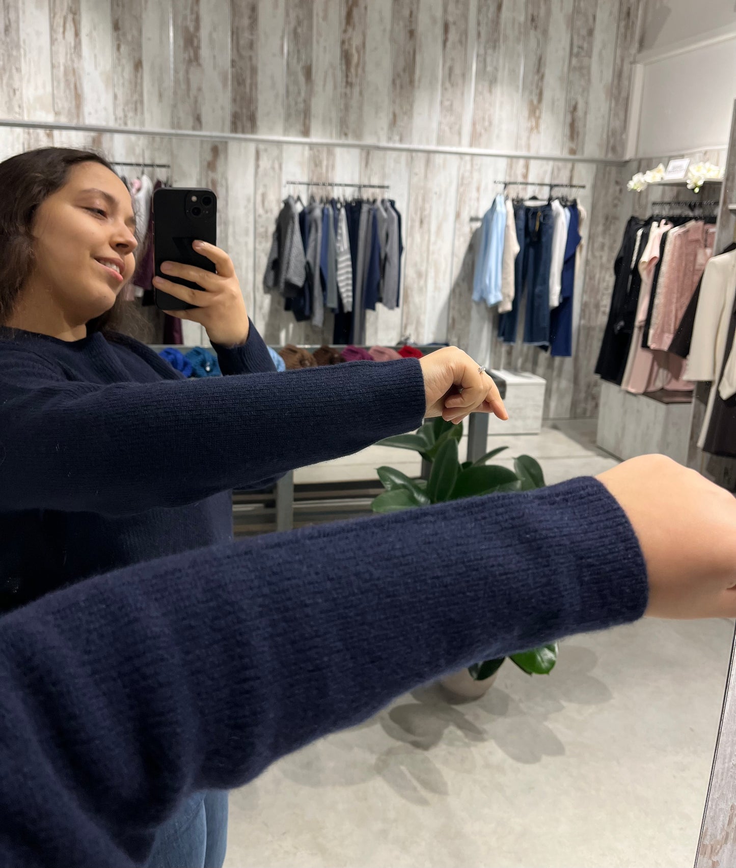 Maglione blu girocollo 100% lana merino extrafina - Altamira Milano