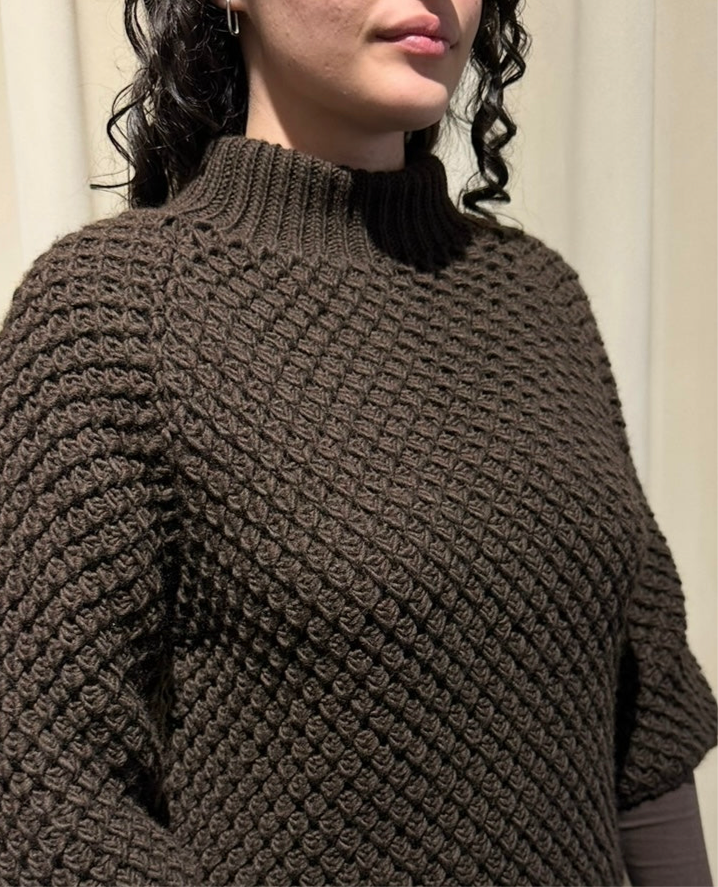 Maglione collo cratere moro a nido d'ape - Altamira Milano