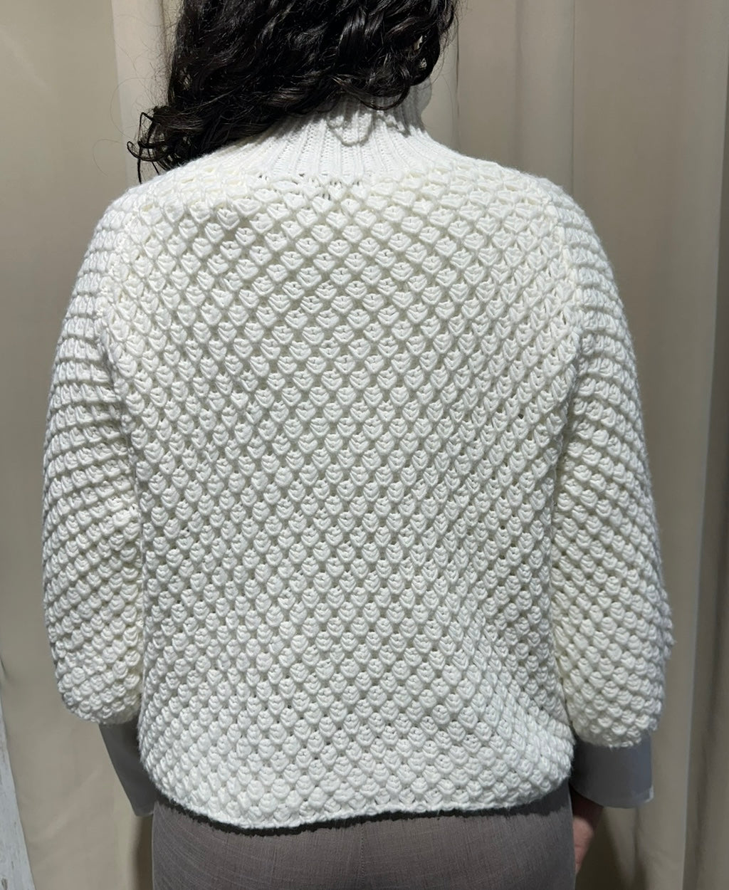 Maglione collo cratere bianco a nido d'ape - Altamira Milano