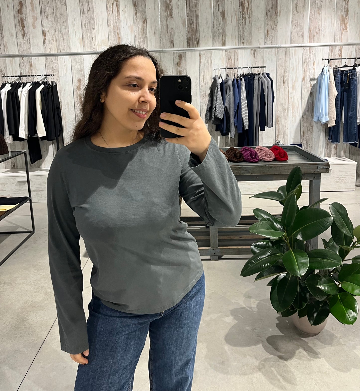 Maglia basica grigia in cotone elasticizzato - Altamira Milano