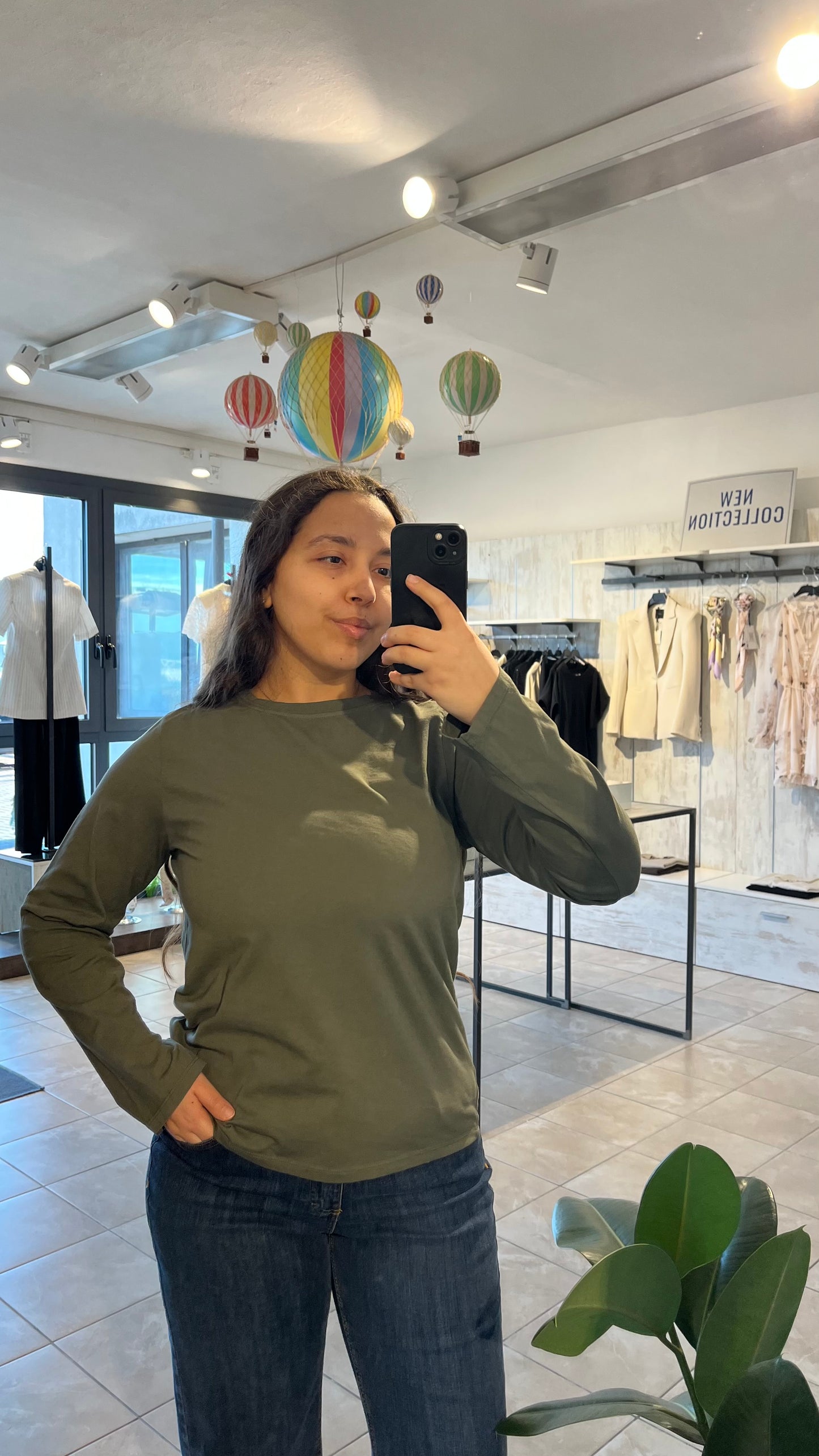 Maglia basica verde militare in cotone elasticizzato - Altamira Milano