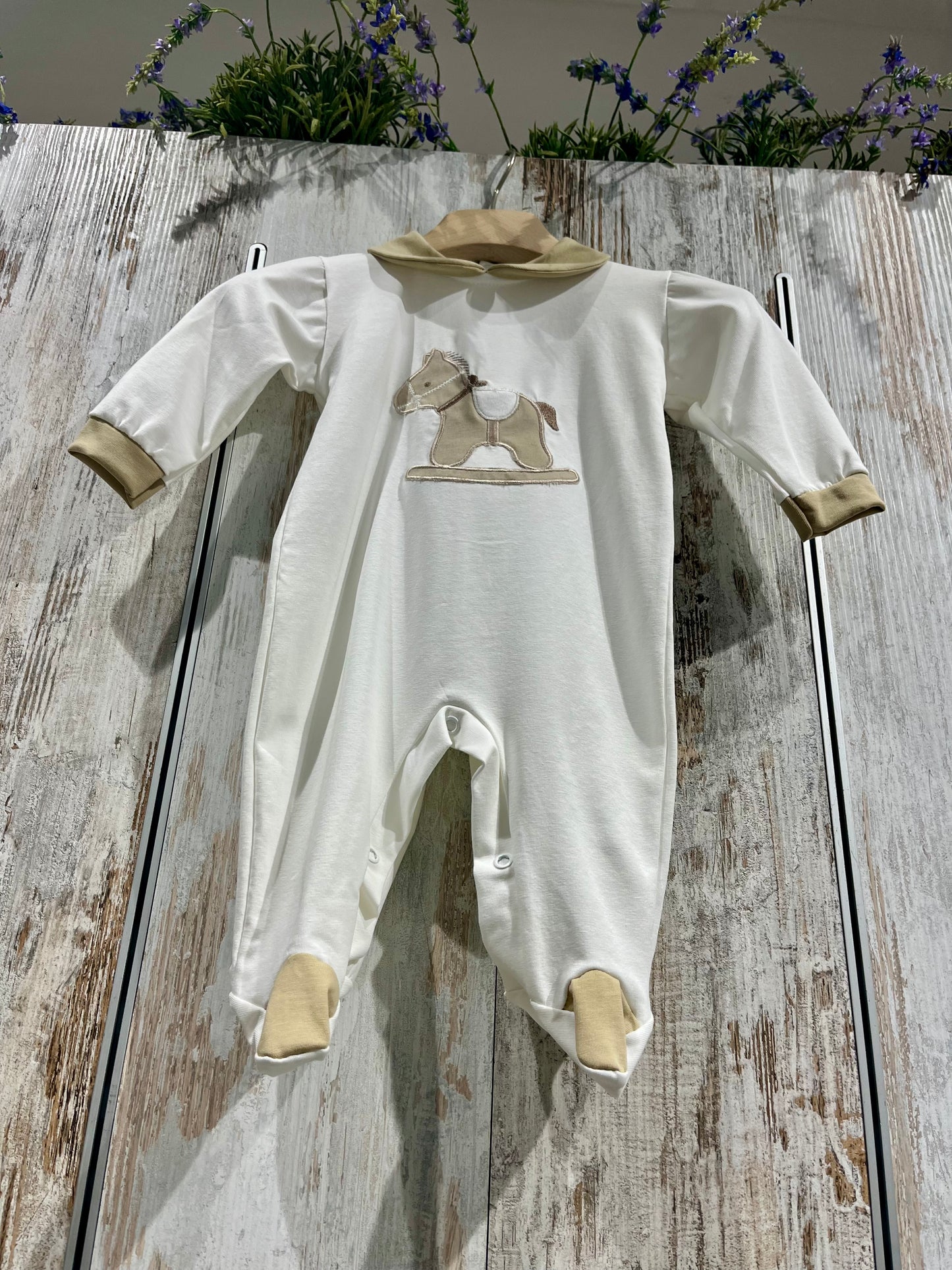 Tutina neonato bianco in cotone con cavalluccio - Tenerotti