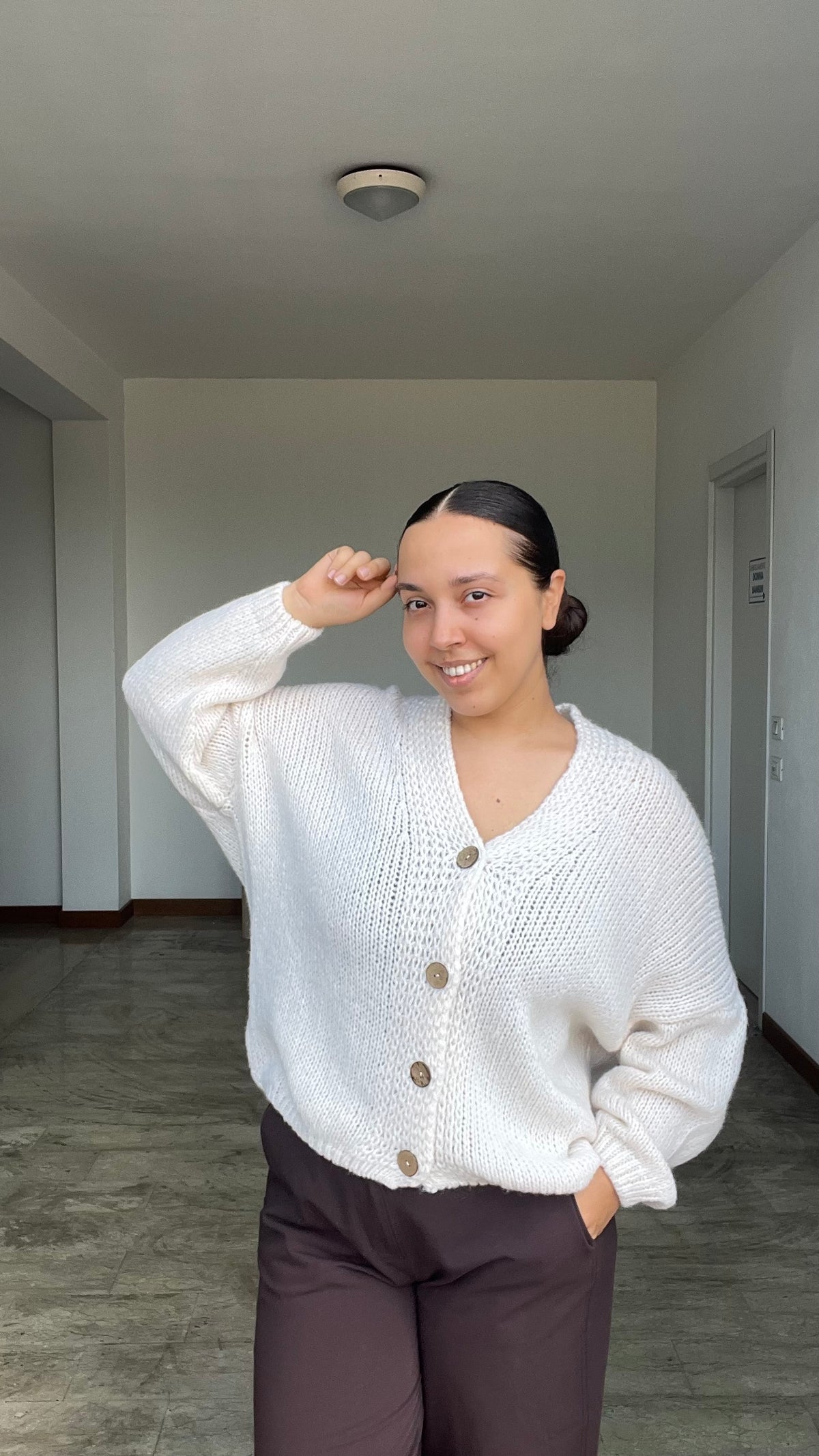 Cardigan 4 bottoni panna