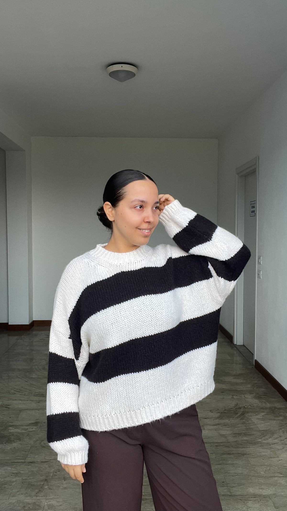 Maglia rigata panna e marrone