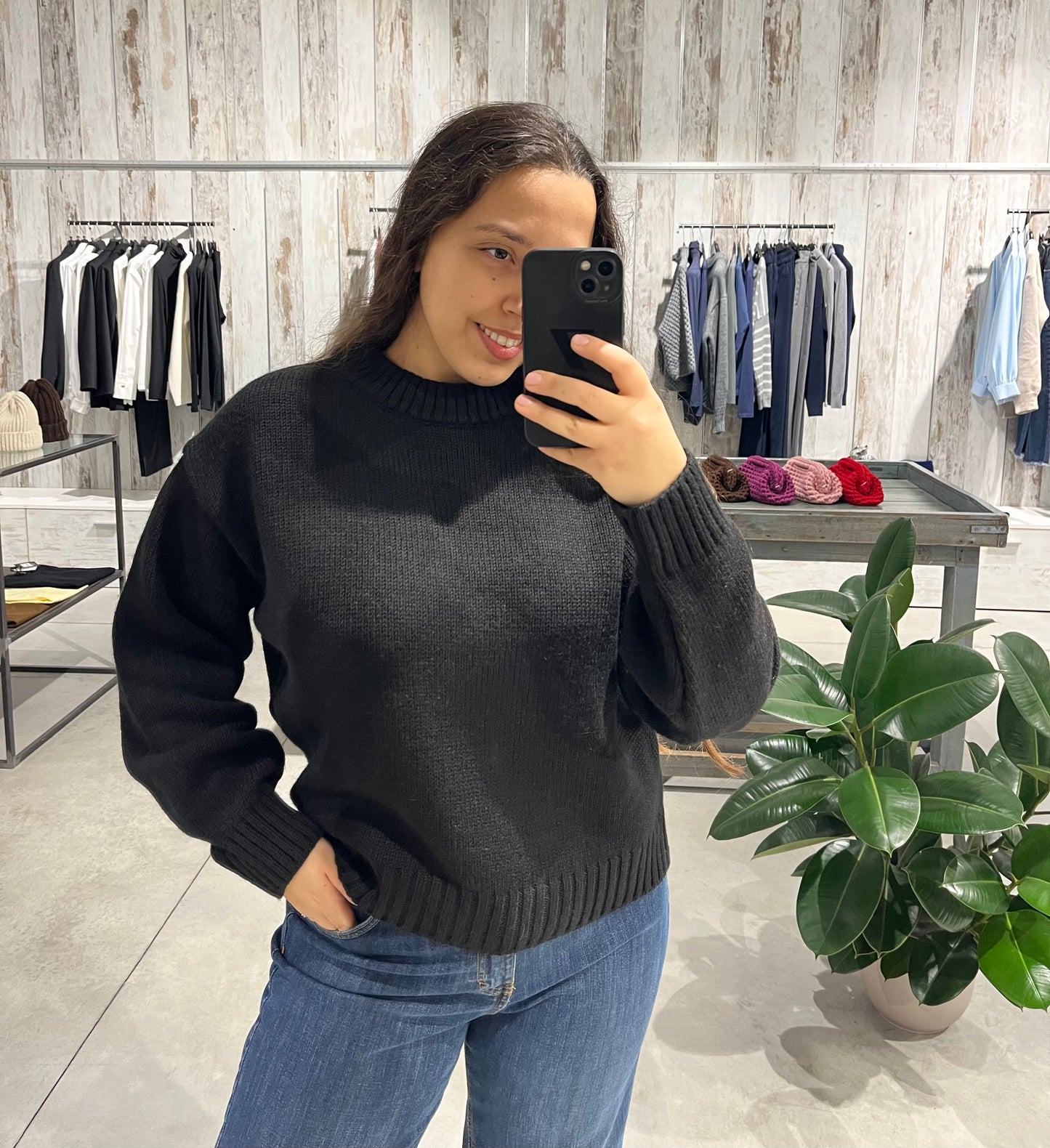 Maglione girocollo nero - Lumina