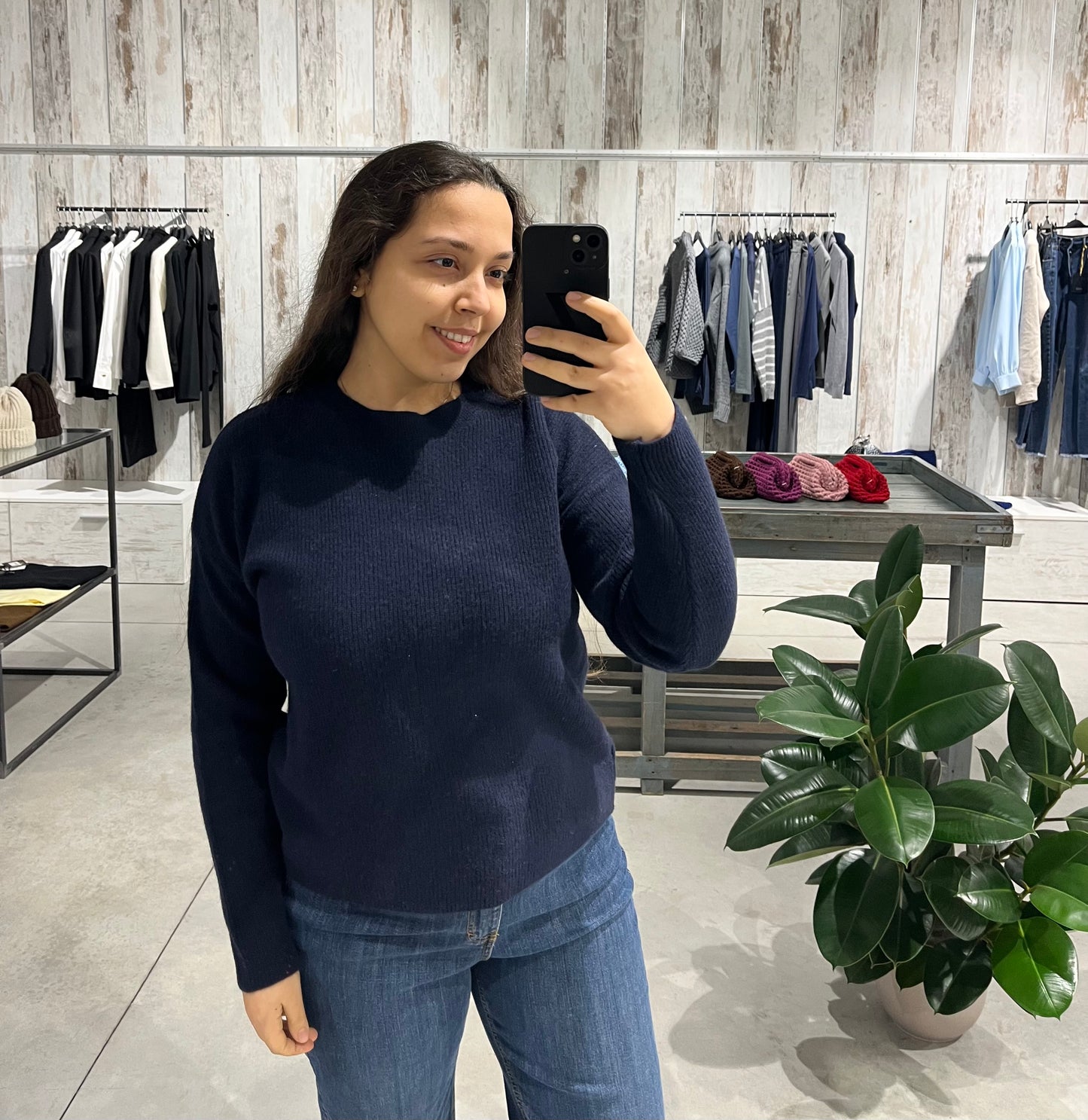 Maglione blu girocollo 100% lana merino extrafina - Altamira Milano