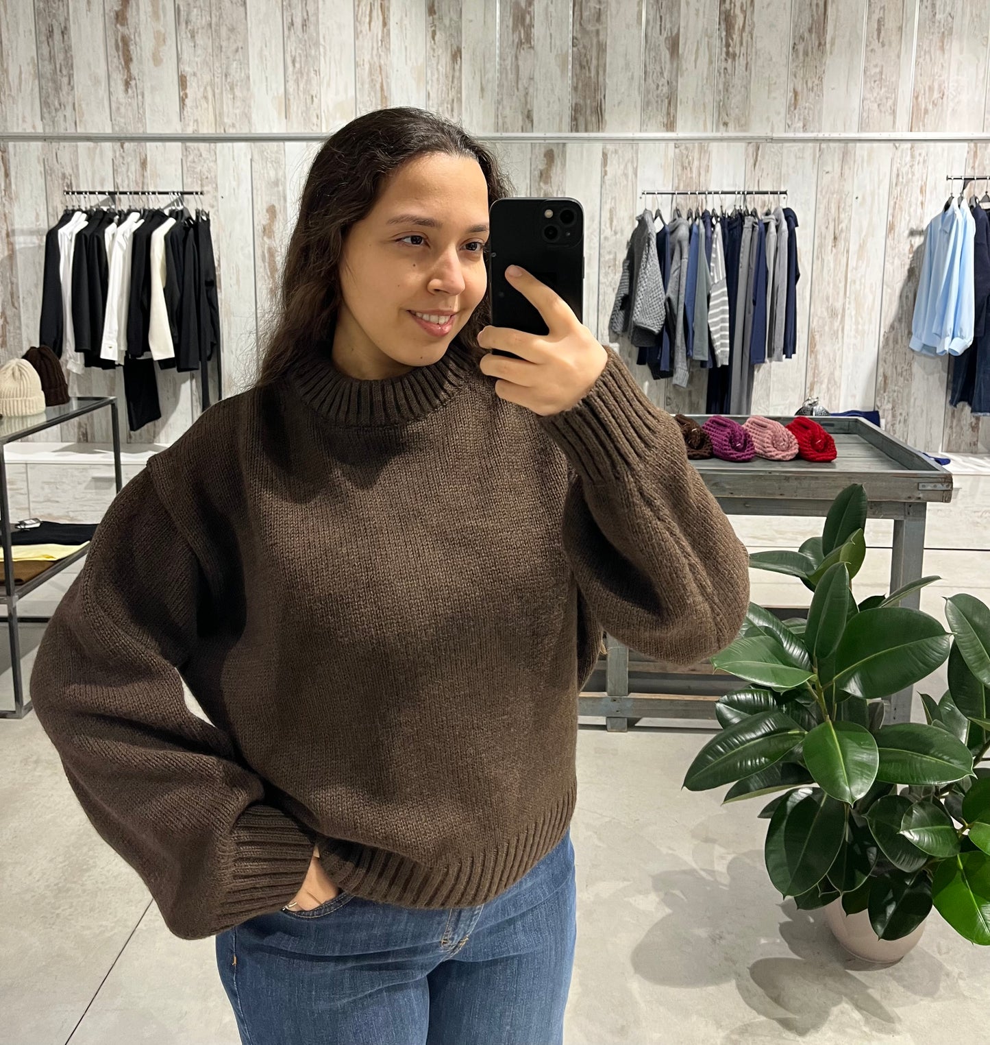Maglione girocollo moro - Lumina