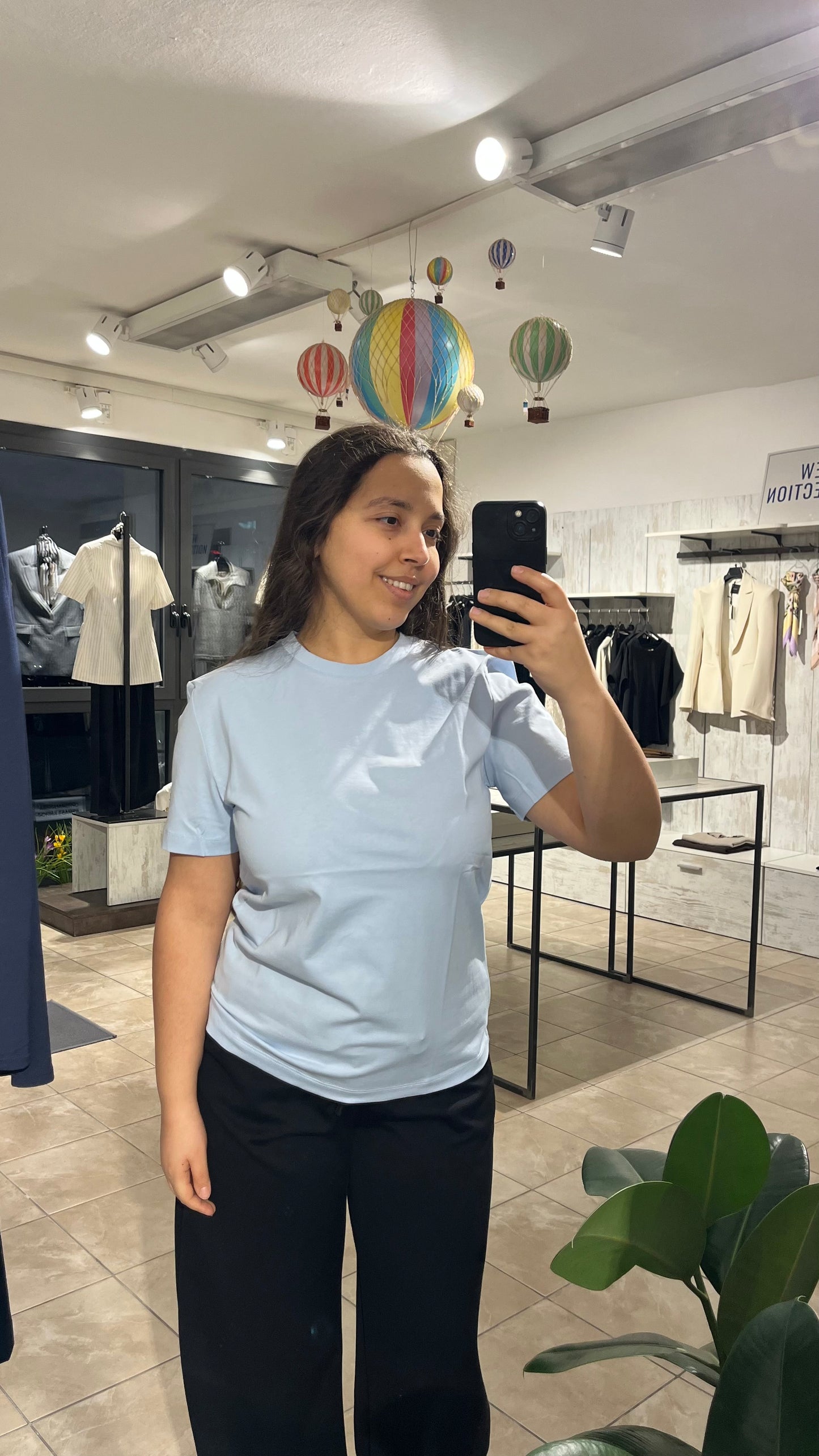 T-shirt basica celeste in 100% cotone - Lumina