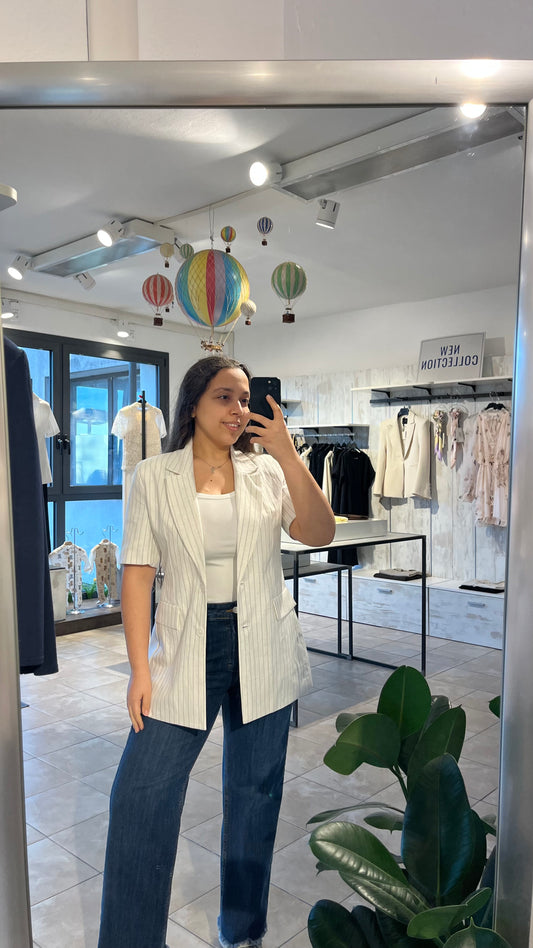 Blazer bianco a righe con maniche corte in misto lino - Lumina
