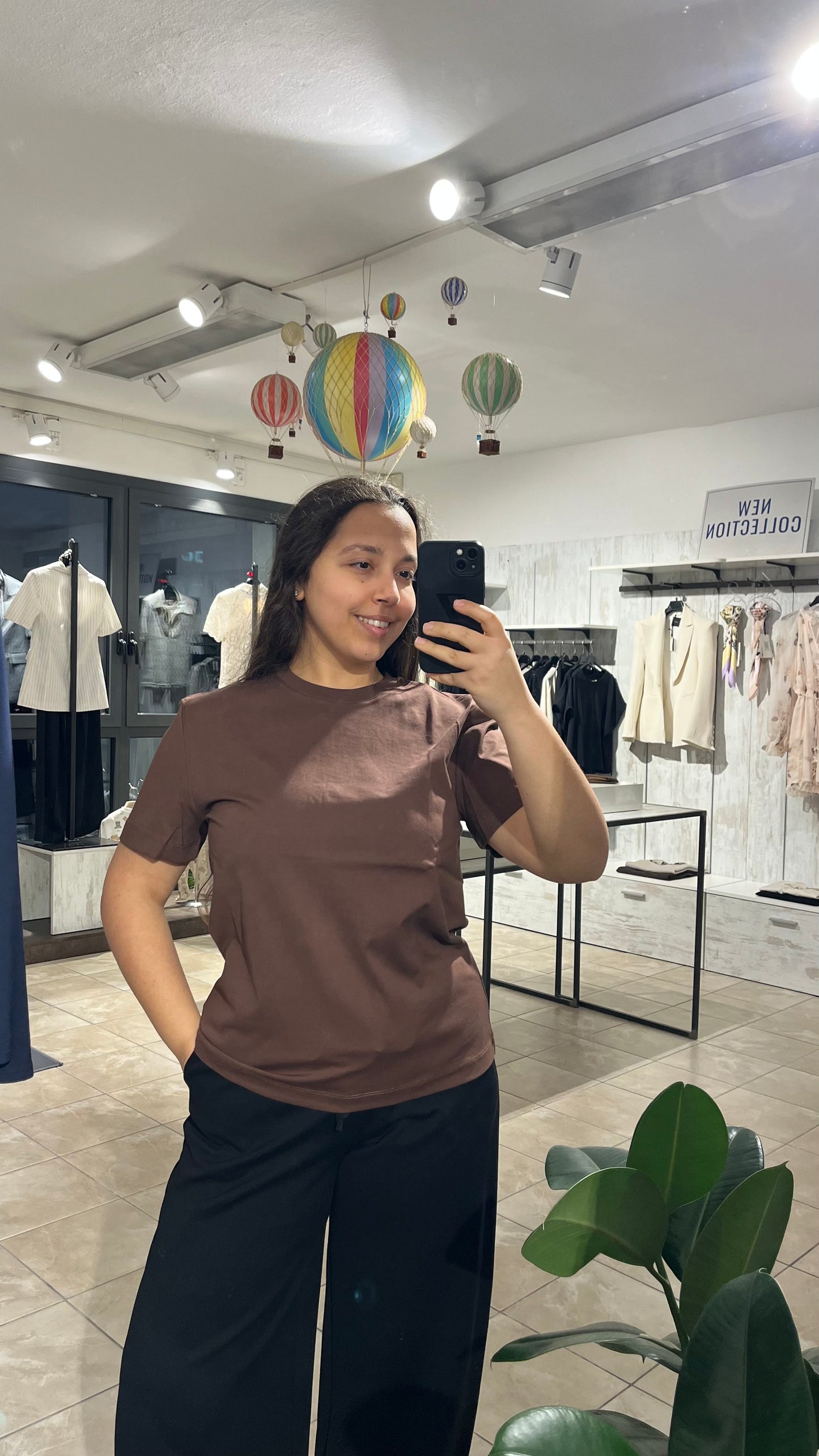 T-shirt basica marrone in 100% cotone - Lumina