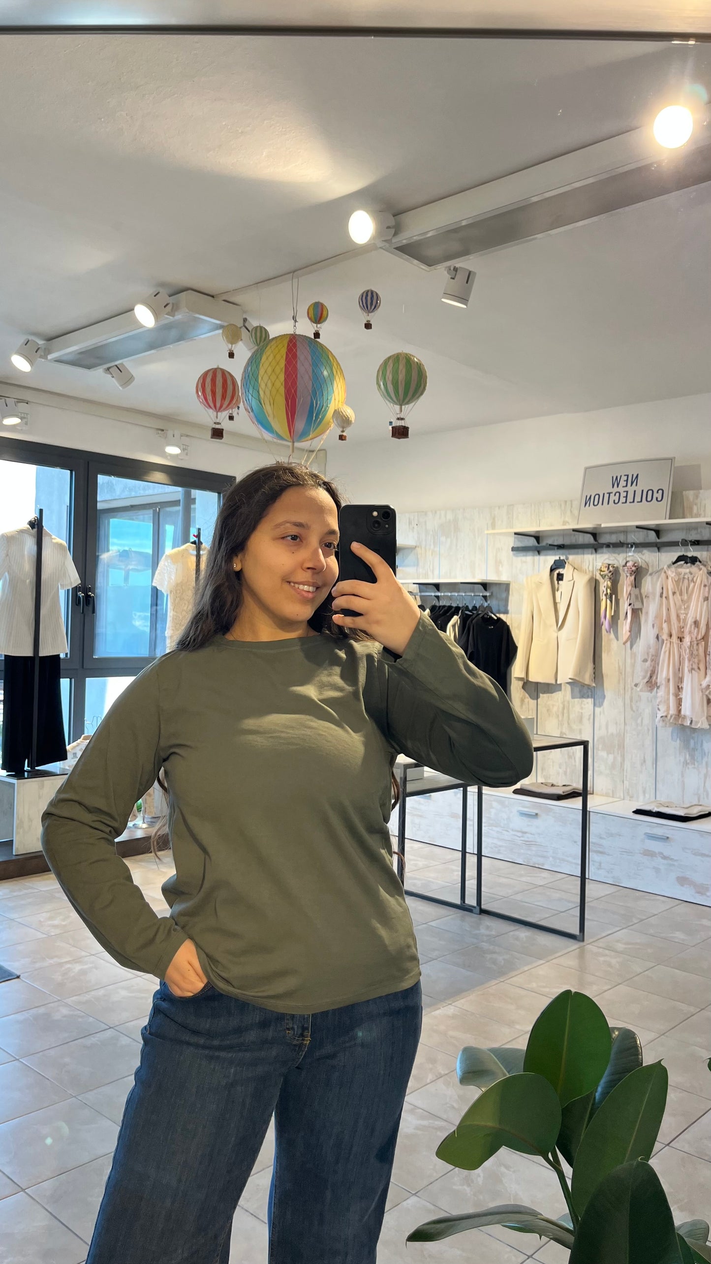 Maglia basica verde militare in cotone elasticizzato - Altamira Milano