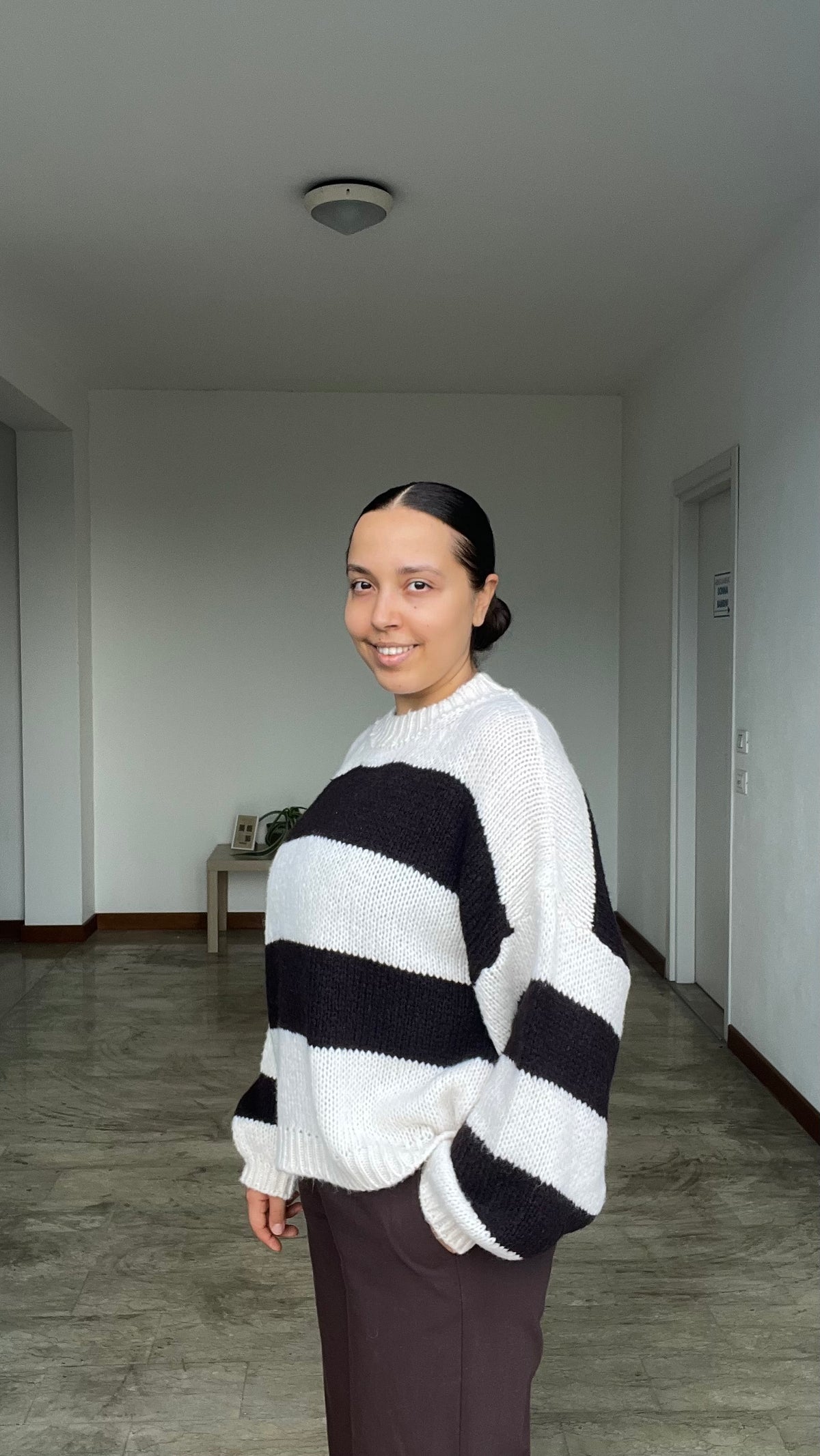 Maglia rigata panna e marrone