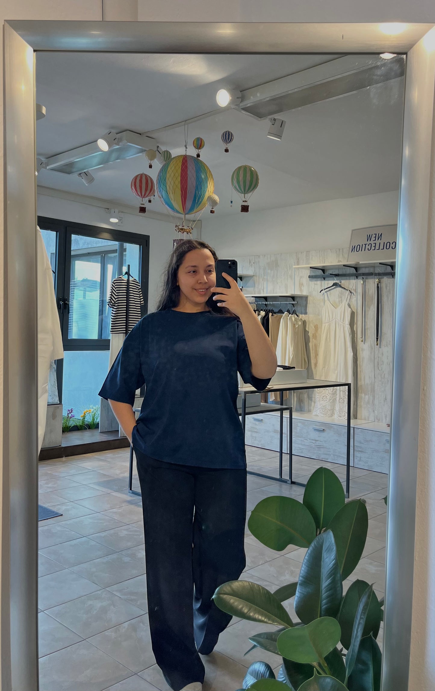 T-shirt curvy basica blu in cotone - Altamira Milano