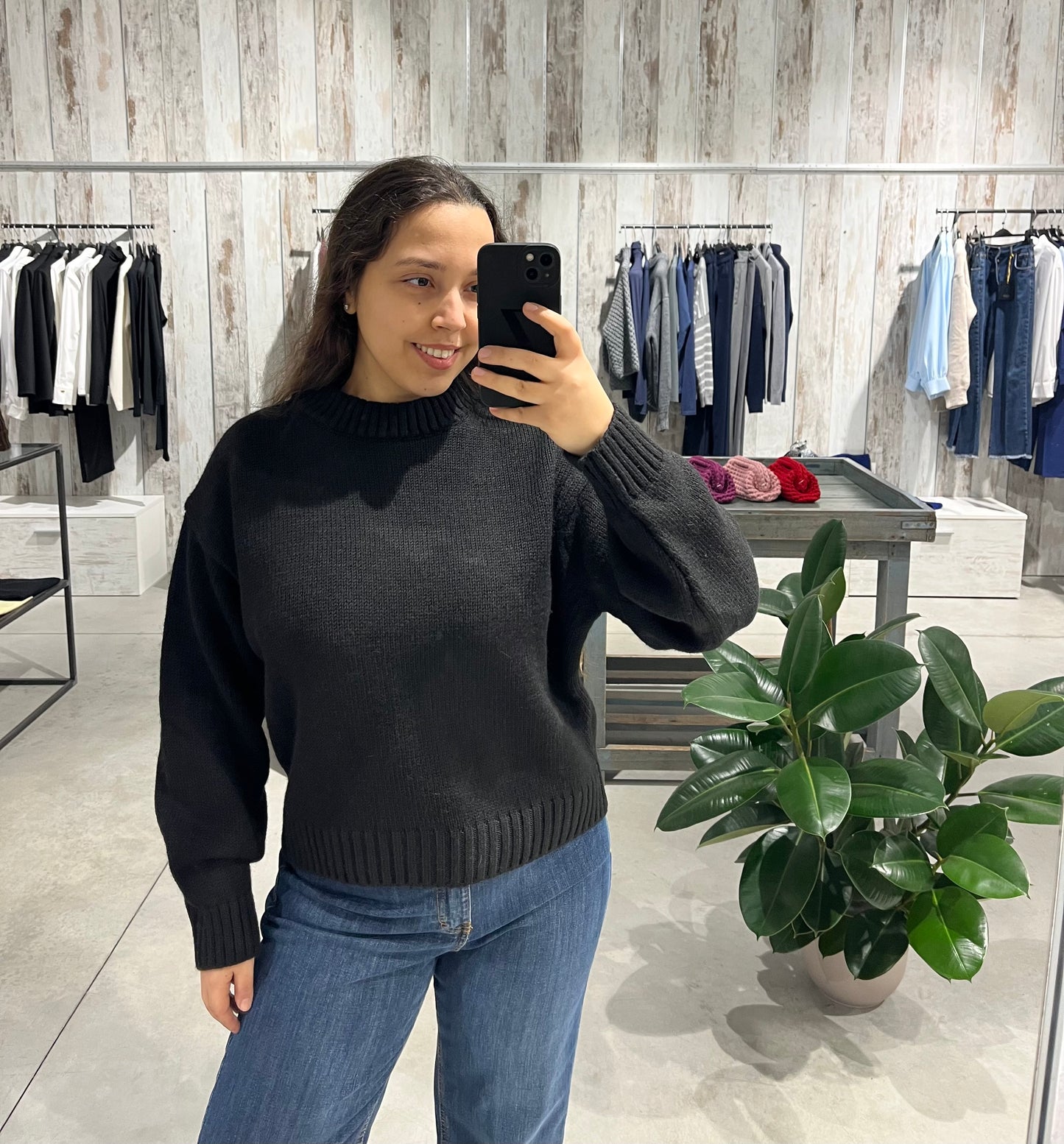 Maglione girocollo nero - Lumina