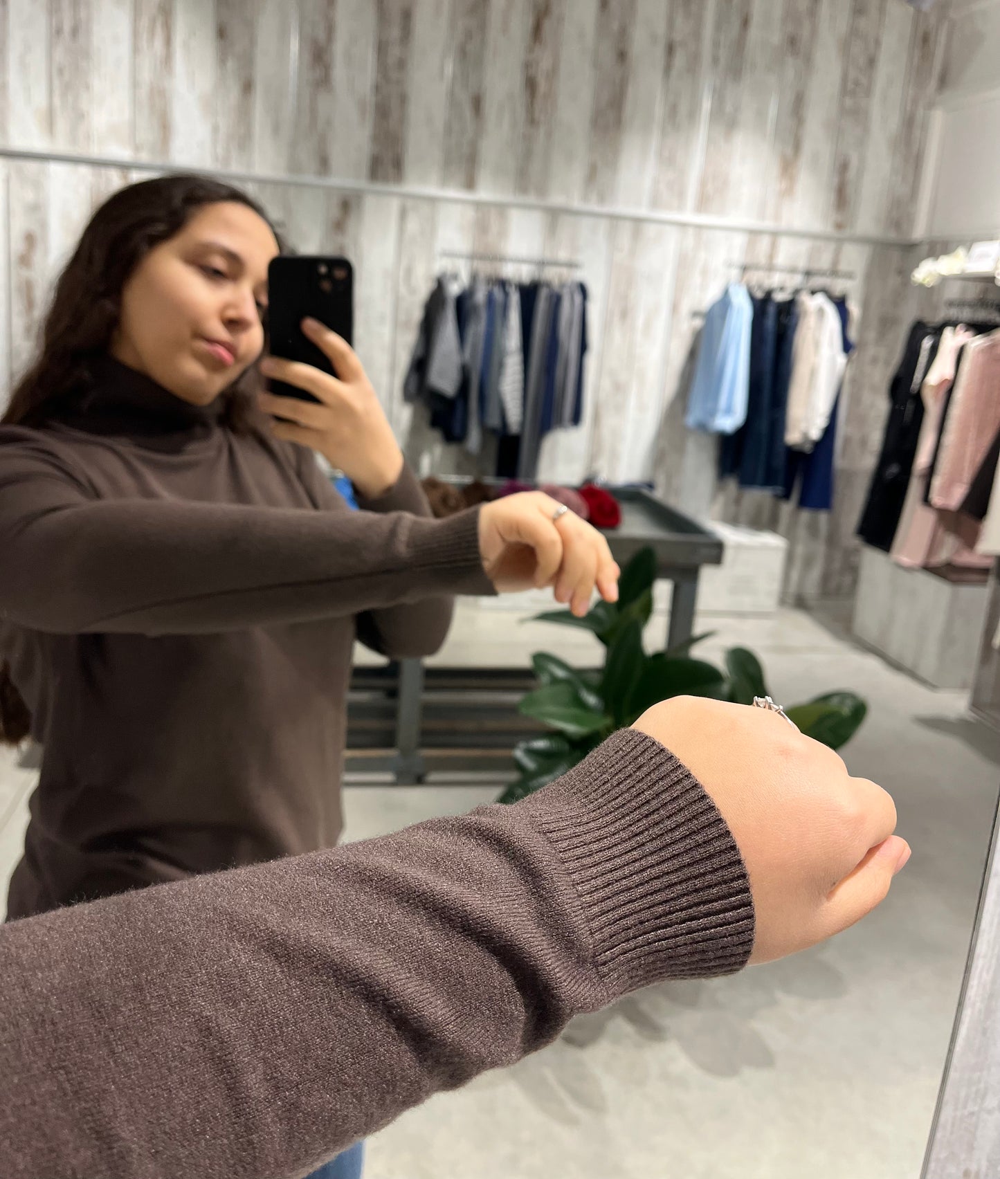 Dolcevita moro basico in viscosa - Altamira Milano