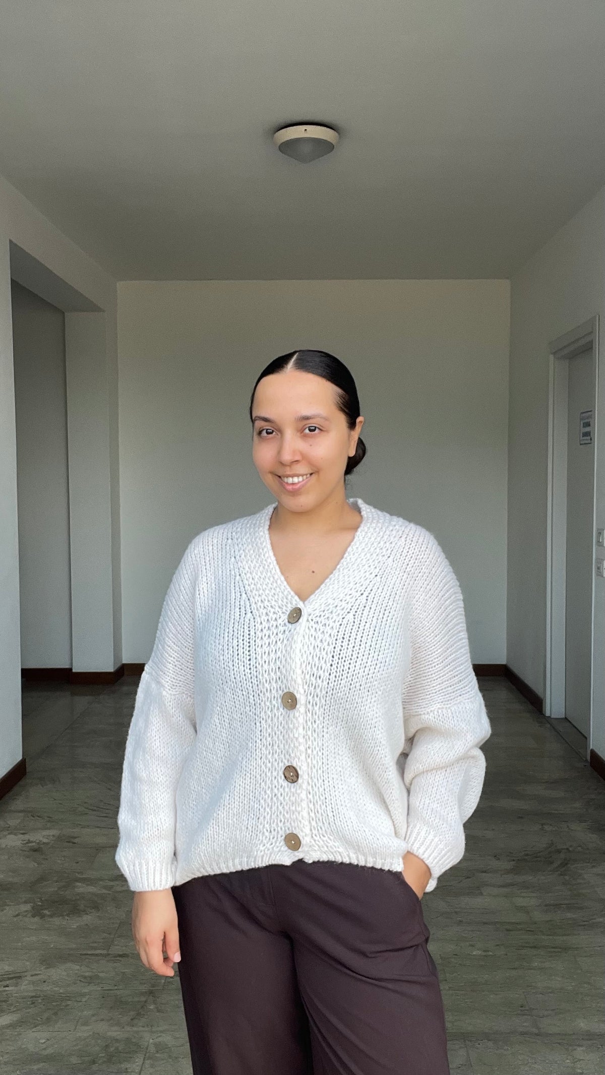 Cardigan 4 bottoni panna