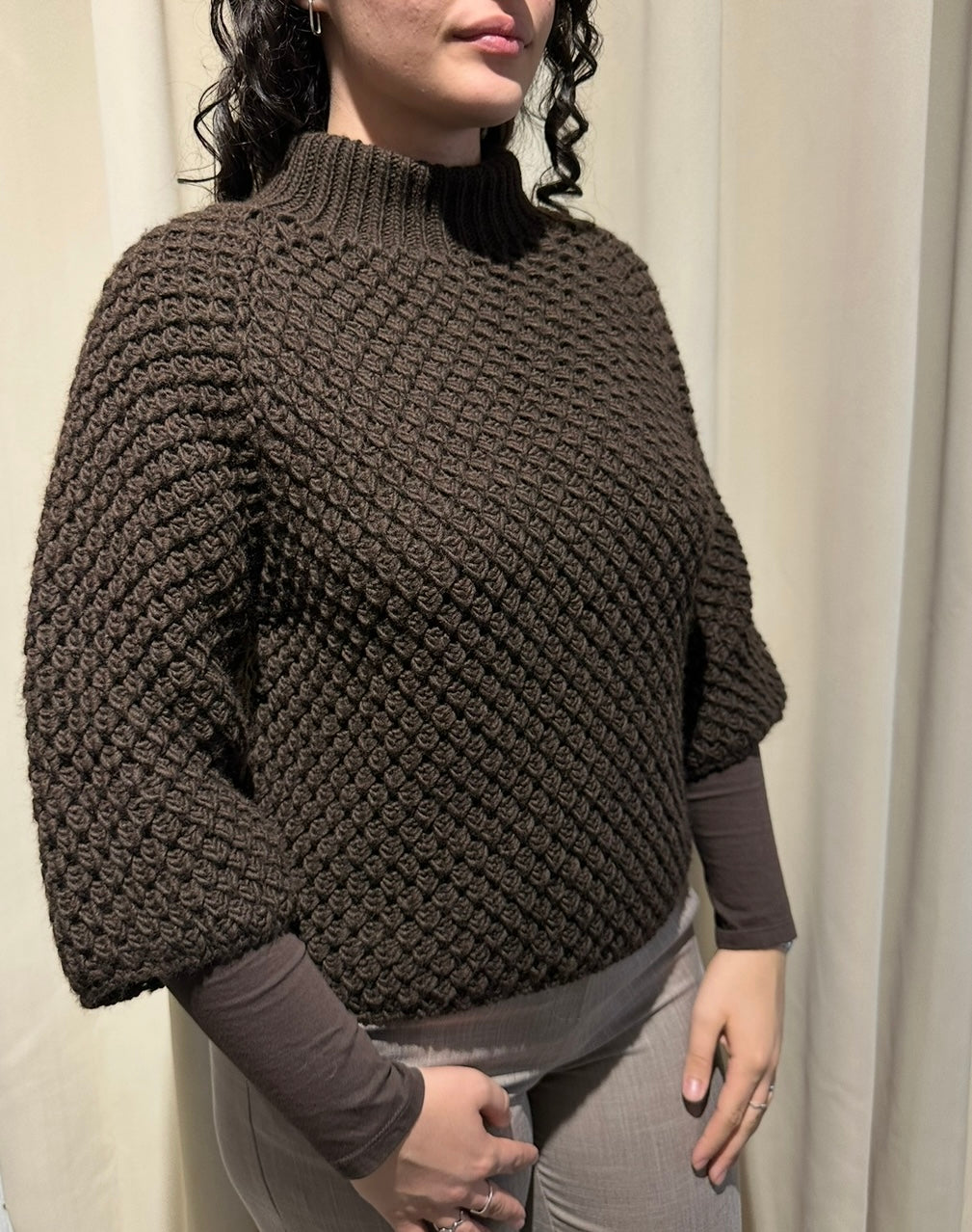 Maglione collo cratere moro a nido d'ape - Altamira Milano