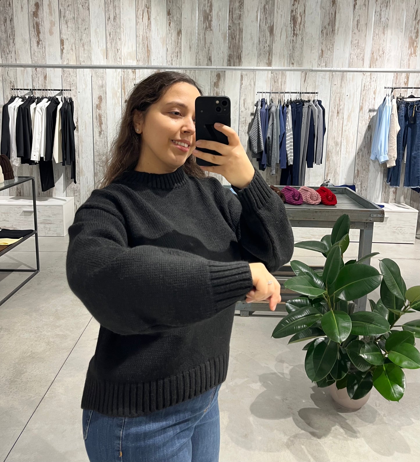 Maglione girocollo nero - Lumina