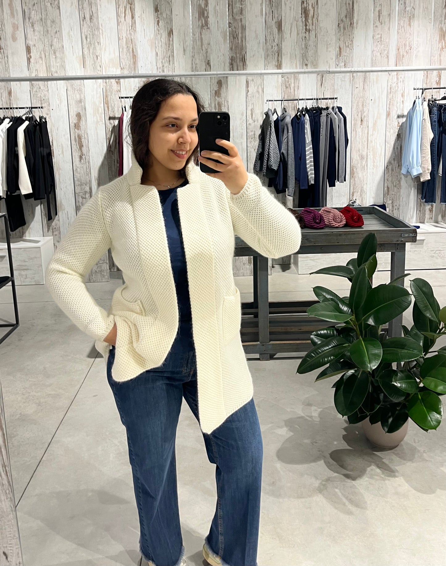 Cardigan bianco con tasche - Altamira Milano