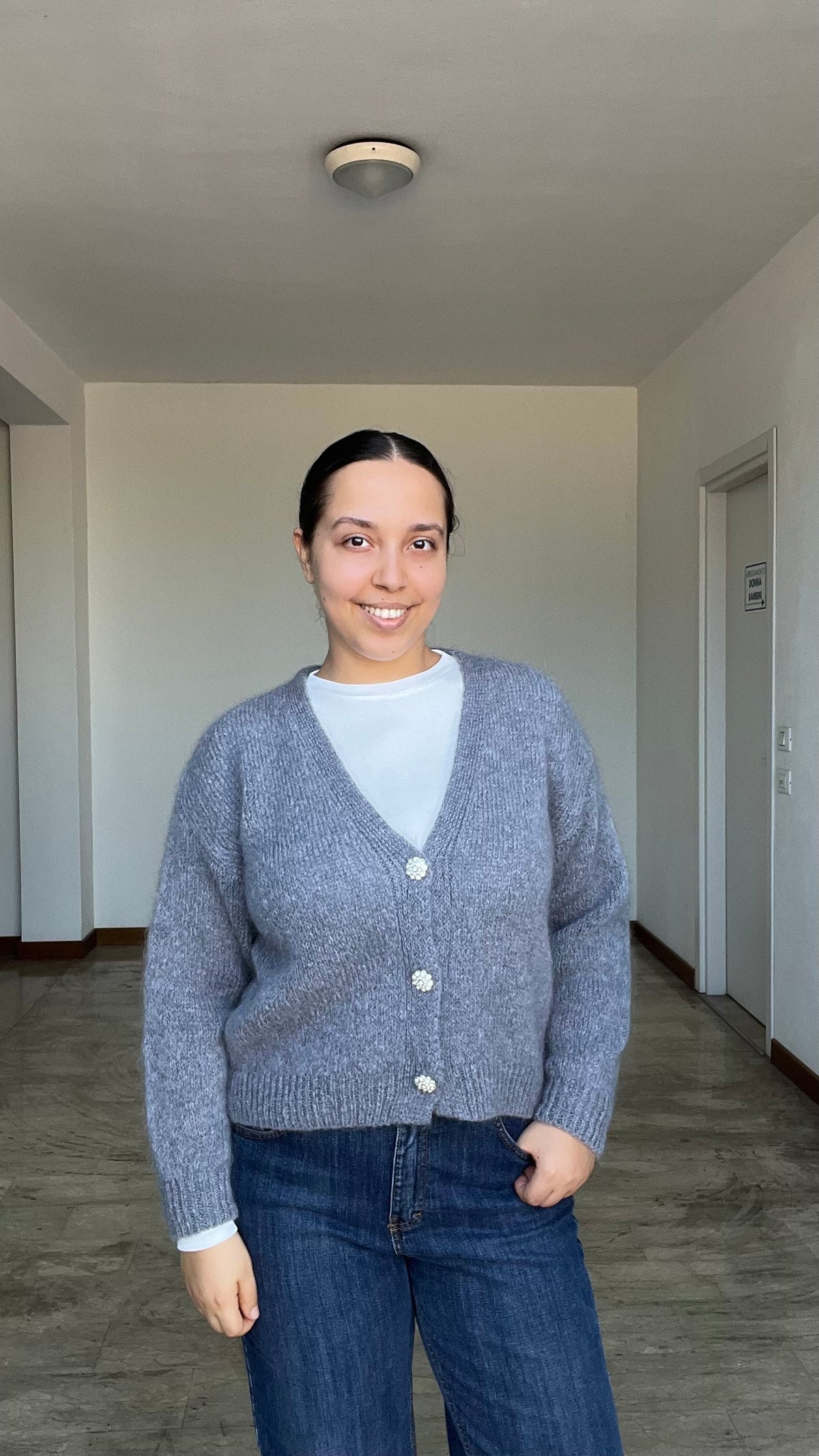 Cardigan Crystal mohair con bottoni gioiello grigio perla