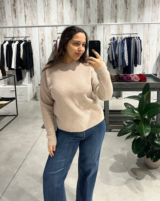 Maglione beige girocollo 100% lana merino extrafina - Altamira Milano