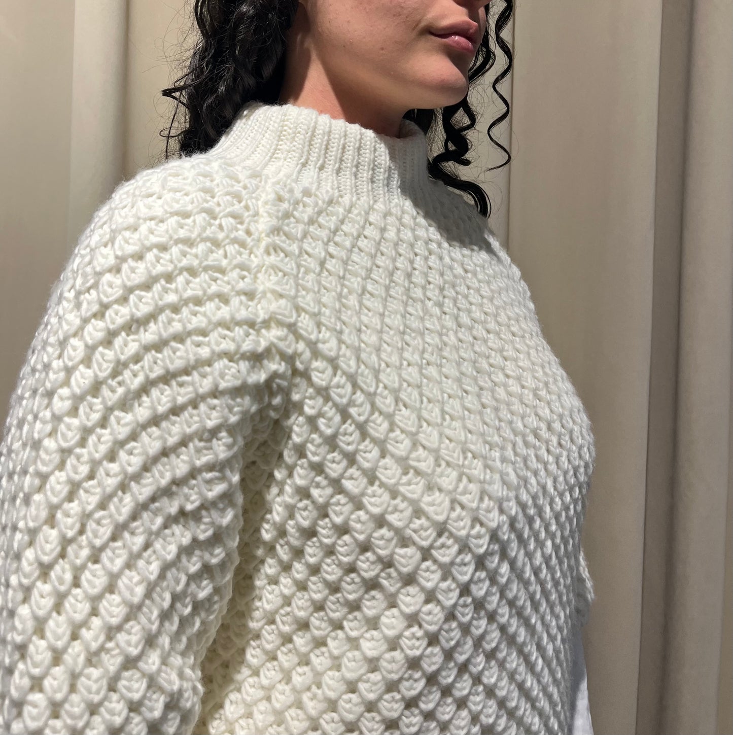 Maglione collo cratere bianco a nido d'ape - Altamira Milano