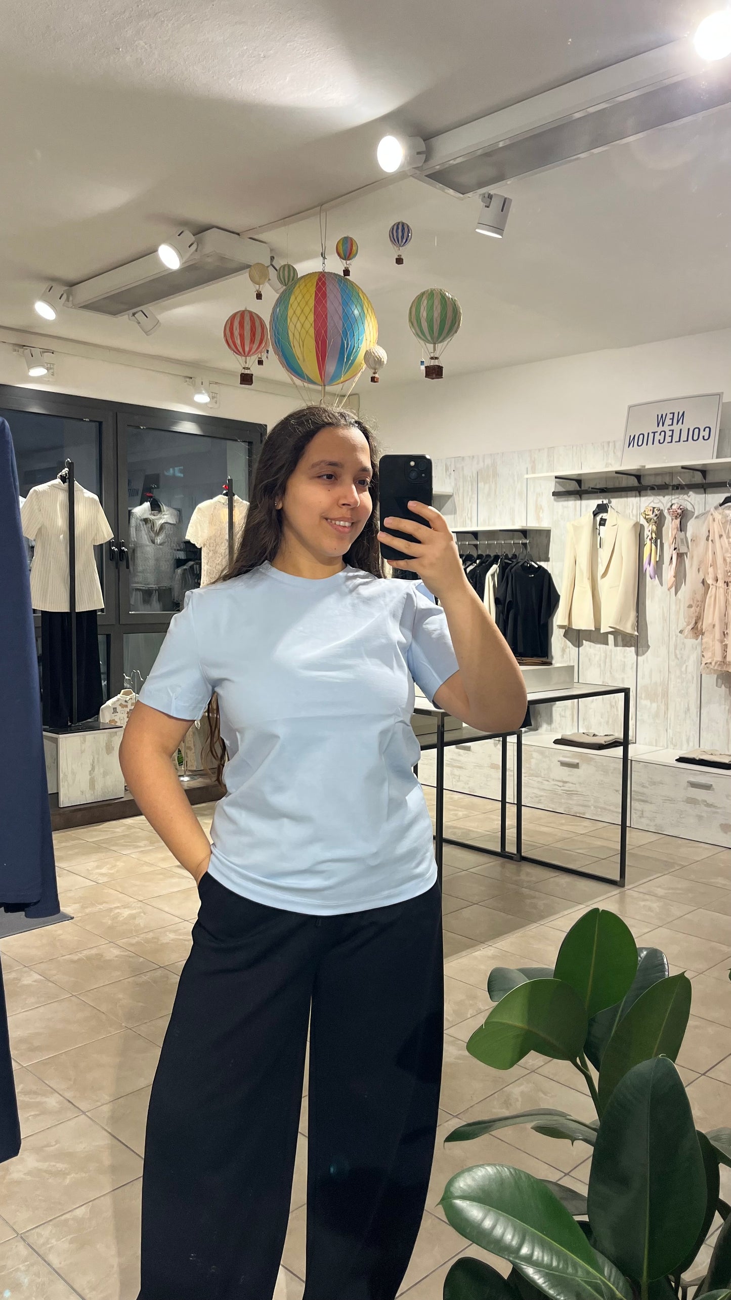 T-shirt basica celeste in 100% cotone - Lumina