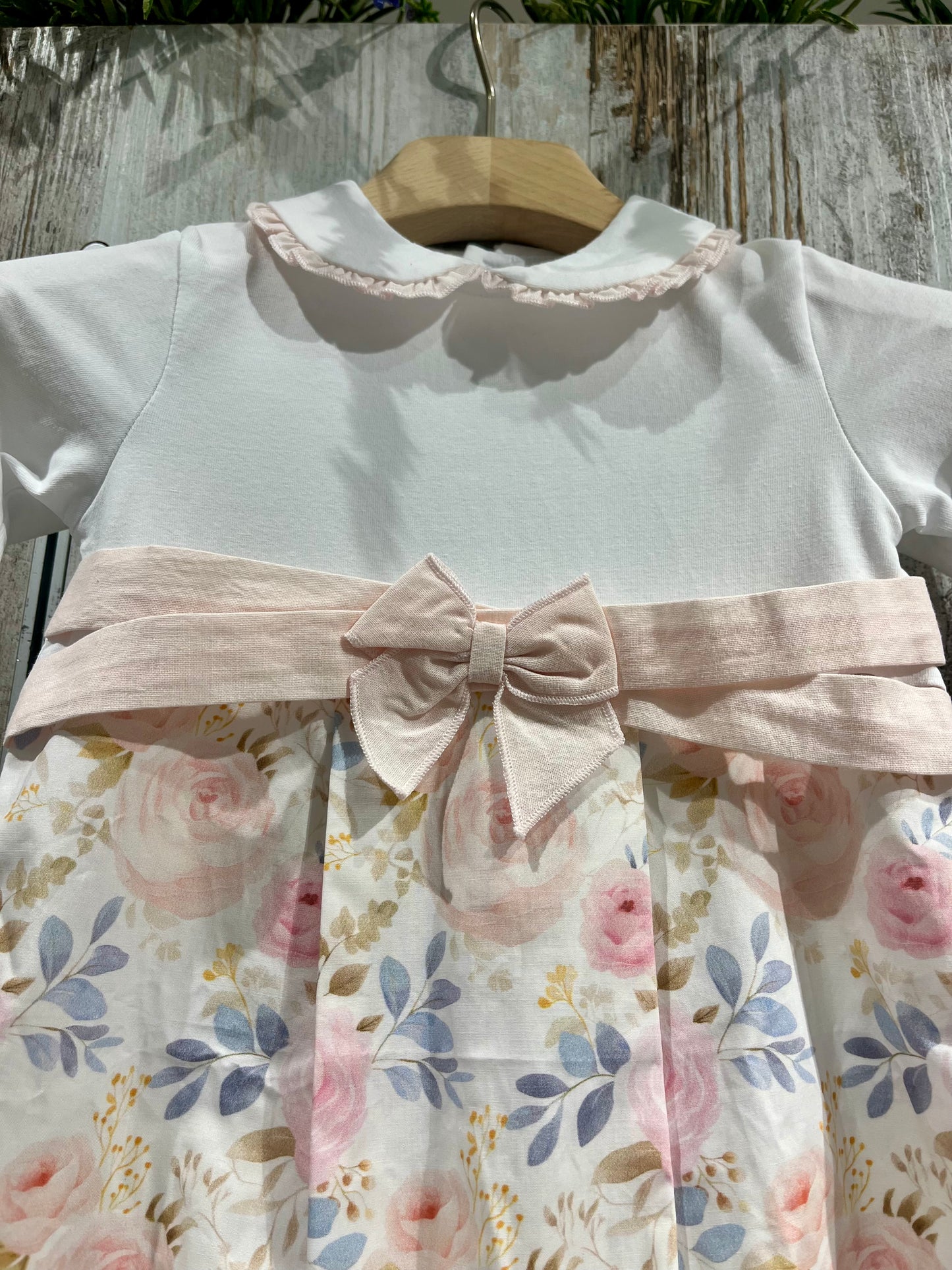 Tutina neonata con fiori in cotone - Pastello