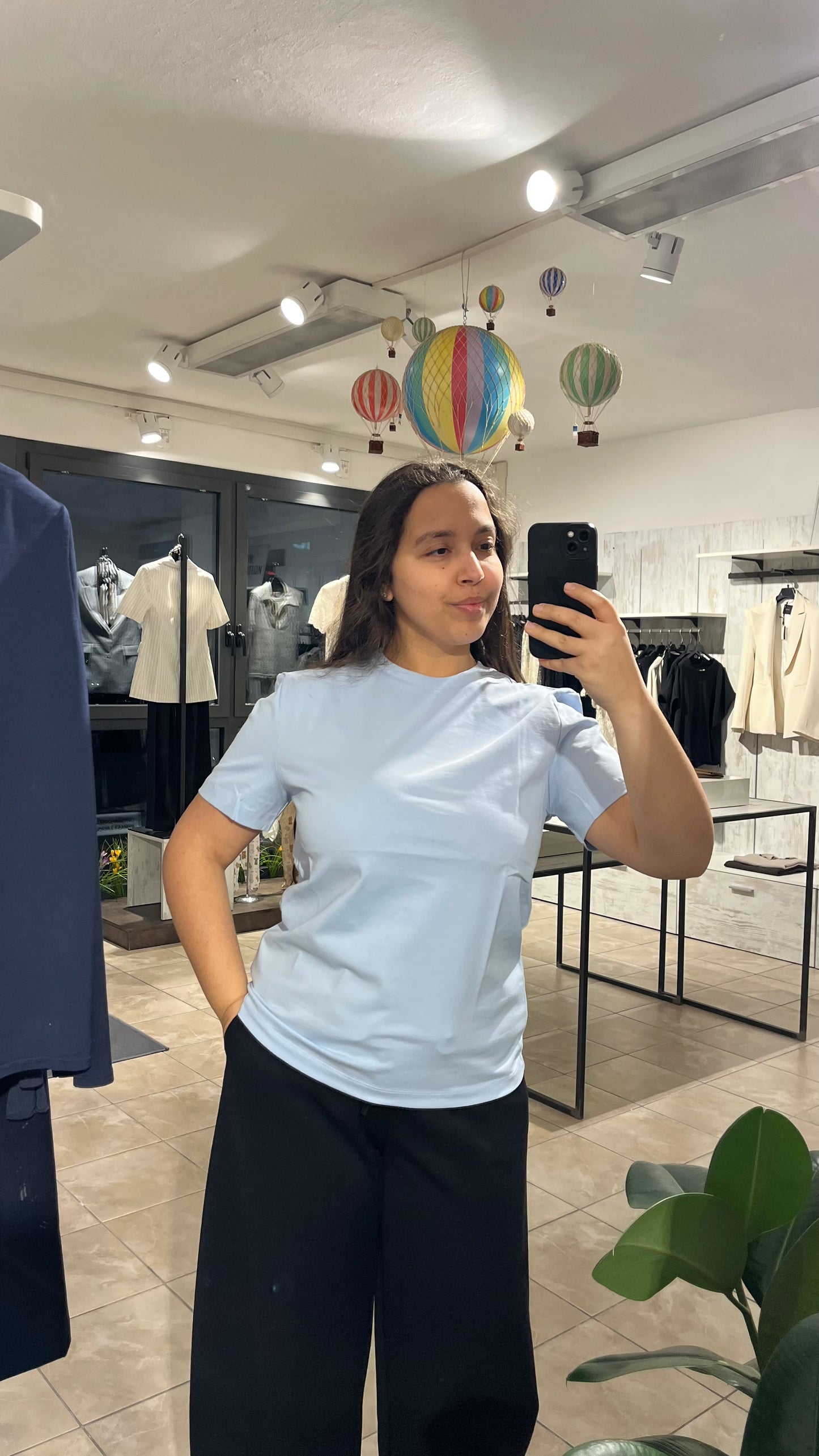 T-shirt basica celeste in 100% cotone - Lumina