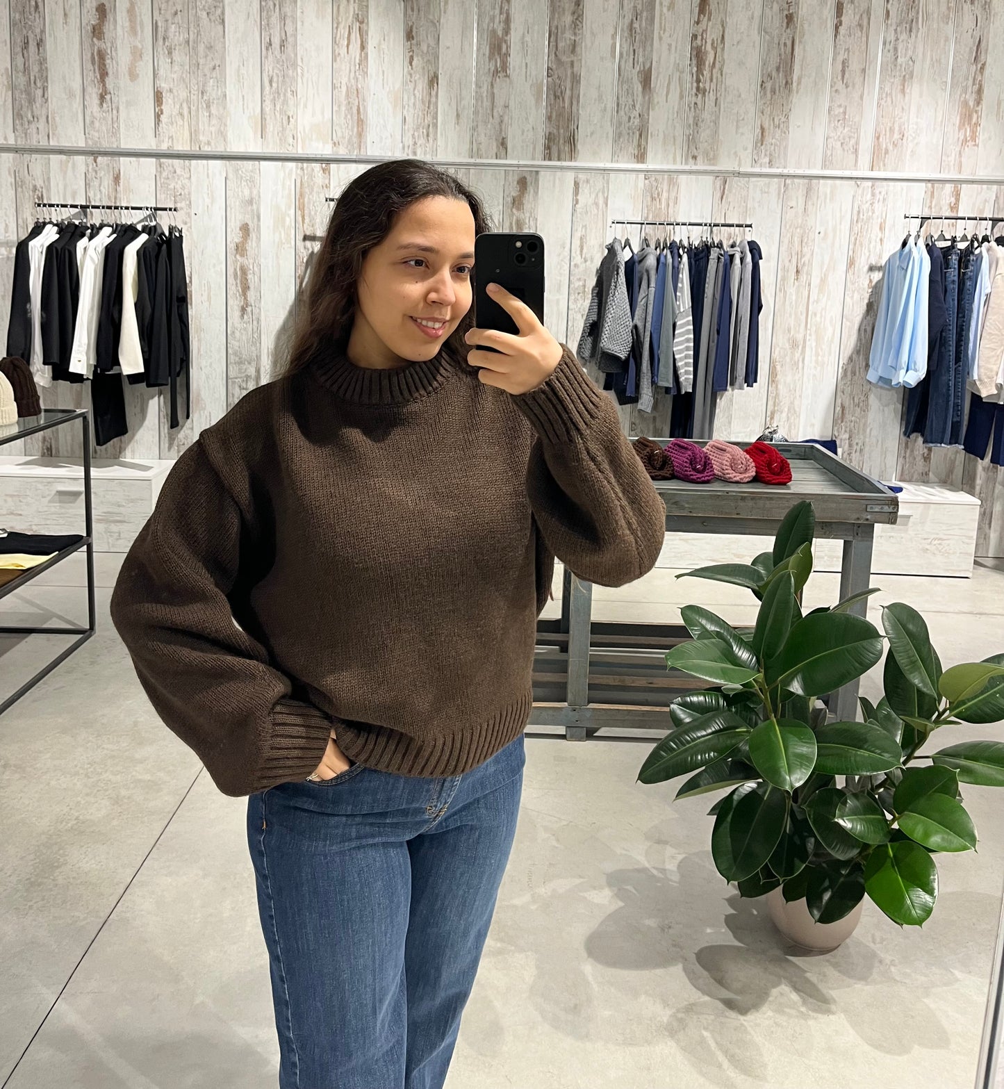 Maglione girocollo moro - Lumina