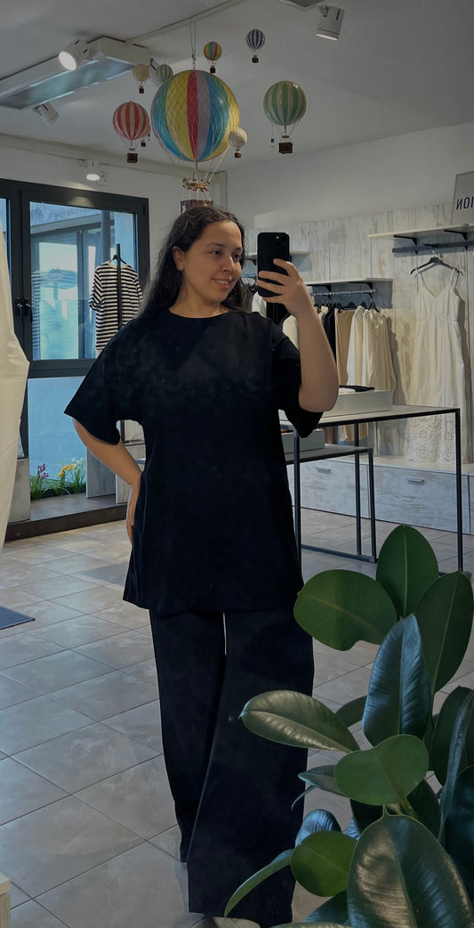 T-shirt curvy basica nera in 100% cotone - Chance Off