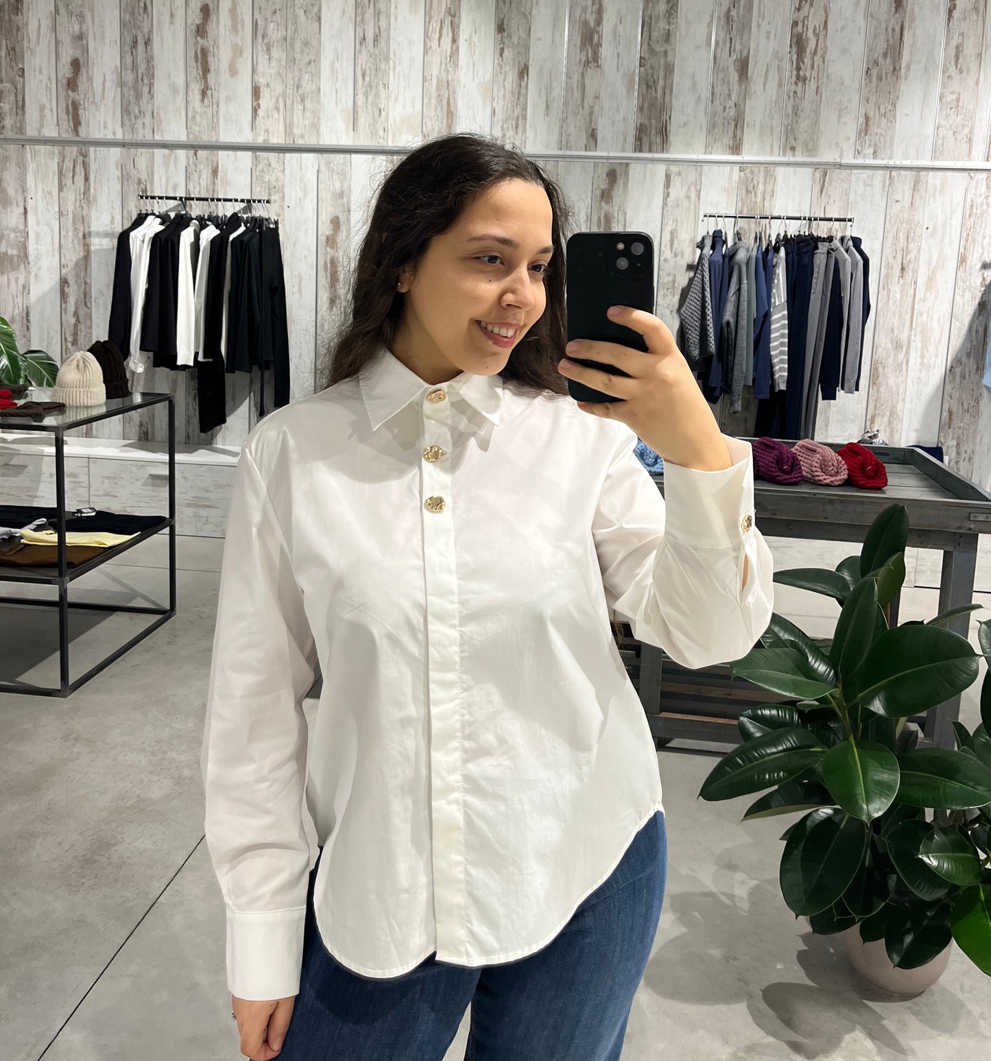 Camicia bianca con bottoni gioiello - Lumina